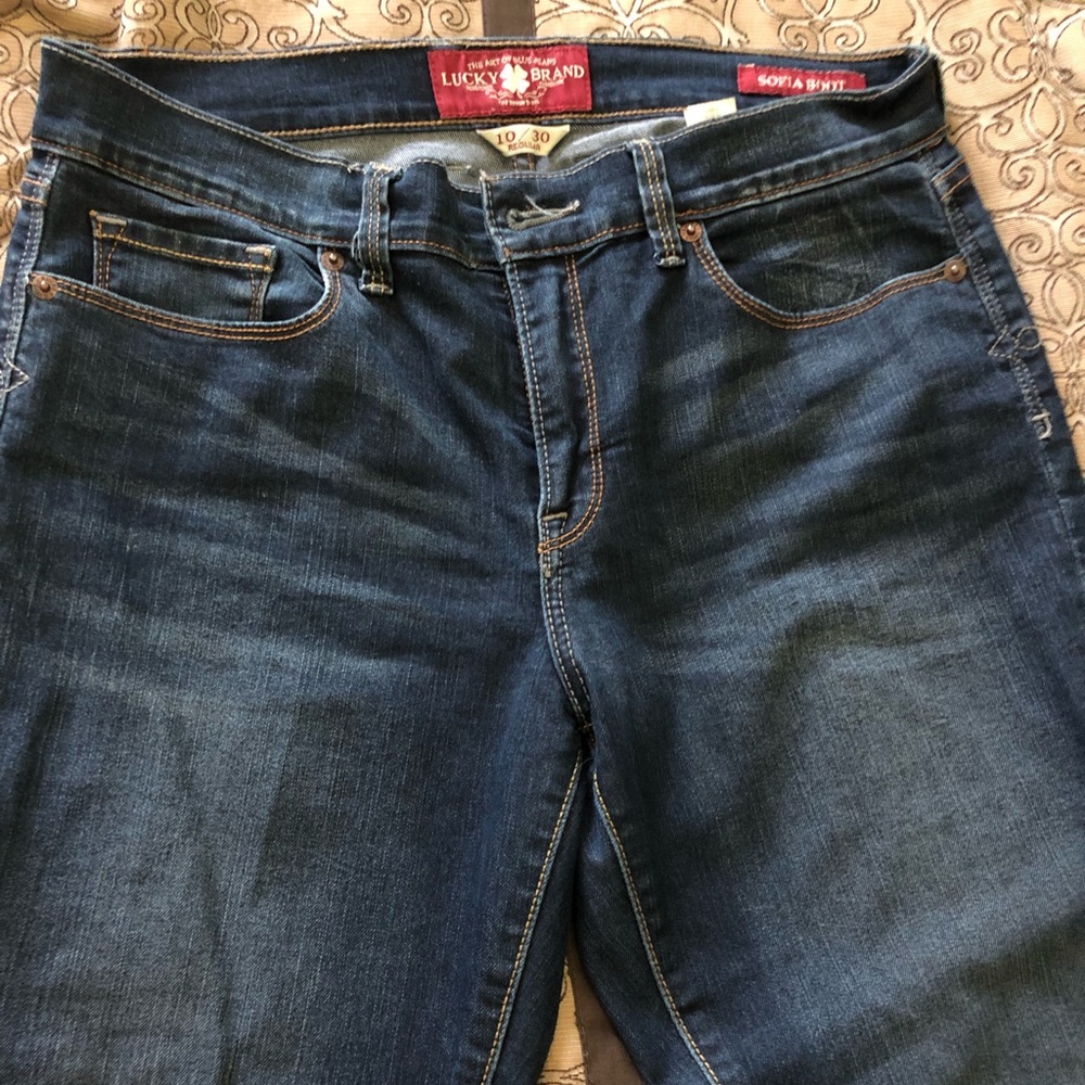 Lucky jeans size 10 Sofia boot style